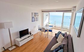 Casa Dos Cotas - Amazing Seaside Apartment With Balcony